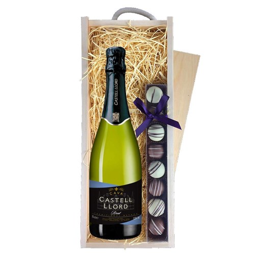 Castell Llord Brut Cava 75cl & Truffles, Wooden Box